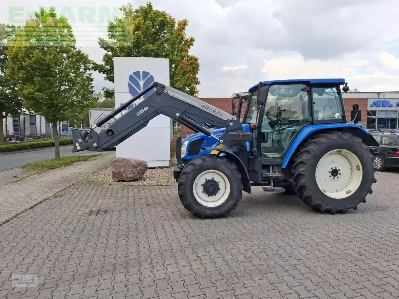 New Holland t5050 - Traktor: slika New Holland t5050 - Traktor New Holland t5050 - Traktor: slika New Holland t5050 - Traktor