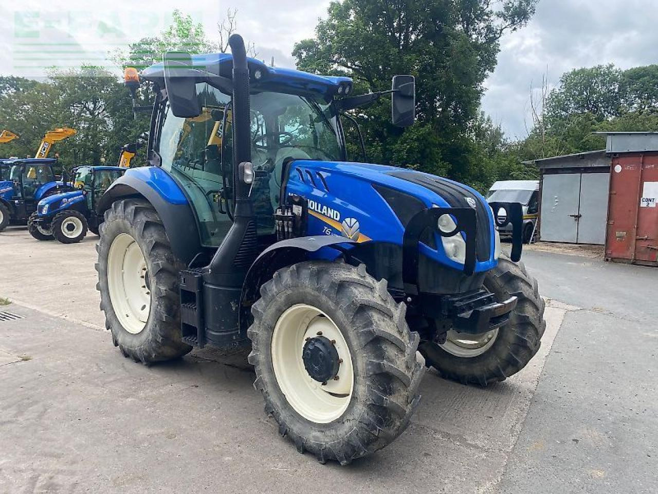 New Holland t6.145 - Traktor: slika New Holland t6.145 - Traktor New Holland t6.145 - Traktor: slika New Holland t6.145 - Traktor