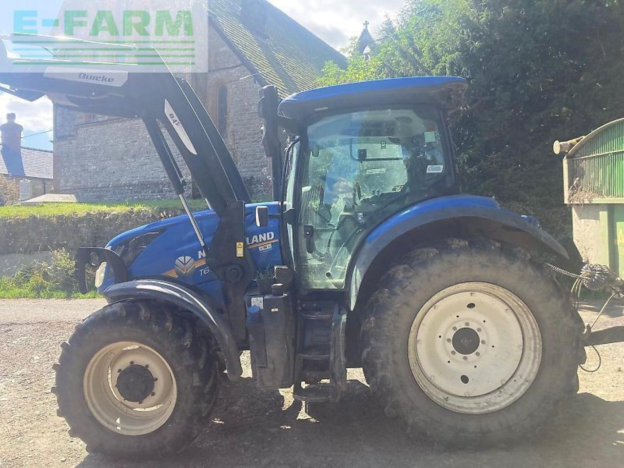 New Holland t6.145 - Traktor: slika New Holland t6.145 - Traktor New Holland t6.145 - Traktor: slika New Holland t6.145 - Traktor