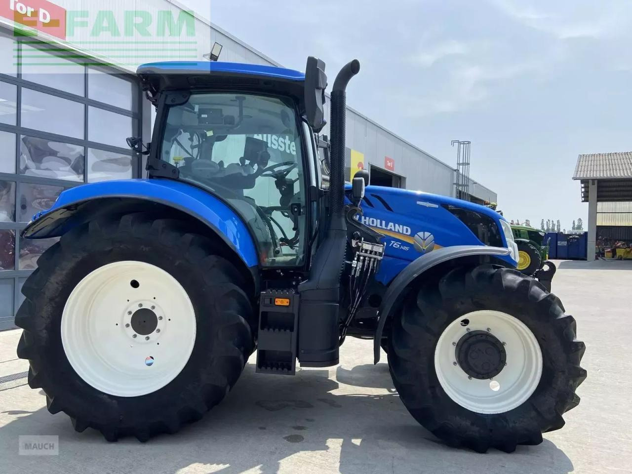 New Holland t6.145 stage v - Traktor: slika New Holland t6.145 stage v - Traktor New Holland t6.145 stage v - Traktor: slika New Holland t6.145 stage v - Traktor