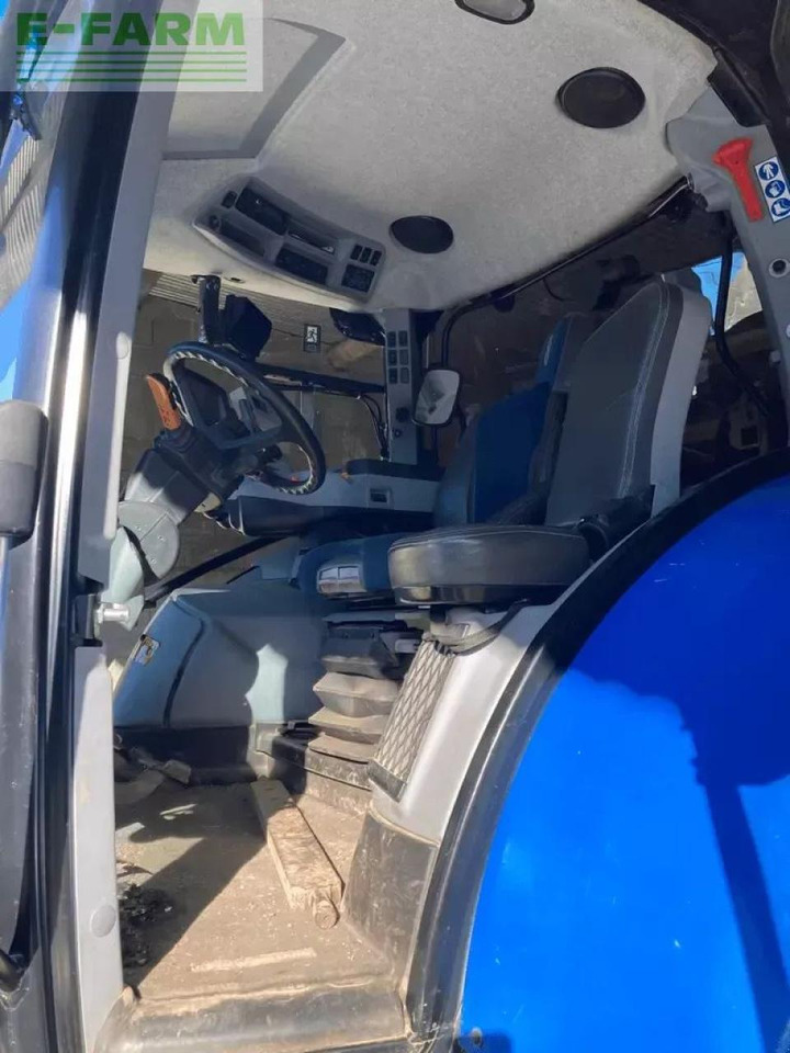 New Holland t6.165 dynamic command - Traktor: slika New Holland t6.165 dynamic command - Traktor New Holland t6.165 dynamic command - Traktor: slika New Holland t6.165 dynamic command - Traktor