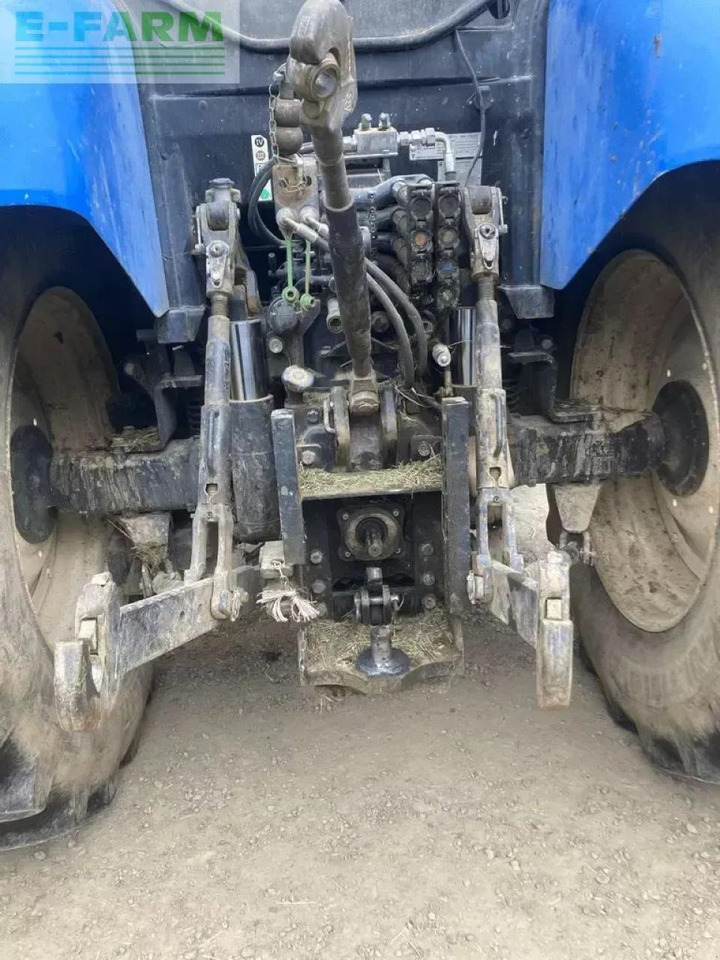 New Holland t6.175 electro command - Traktor: slika New Holland t6.175 electro command - Traktor New Holland t6.175 electro command - Traktor: slika New Holland t6.175 electro command - Traktor