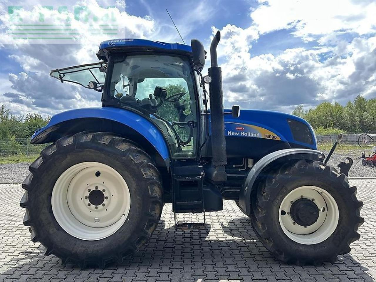 New Holland t6090 power command - Traktor: slika New Holland t6090 power command - Traktor New Holland t6090 power command - Traktor: slika New Holland t6090 power command - Traktor