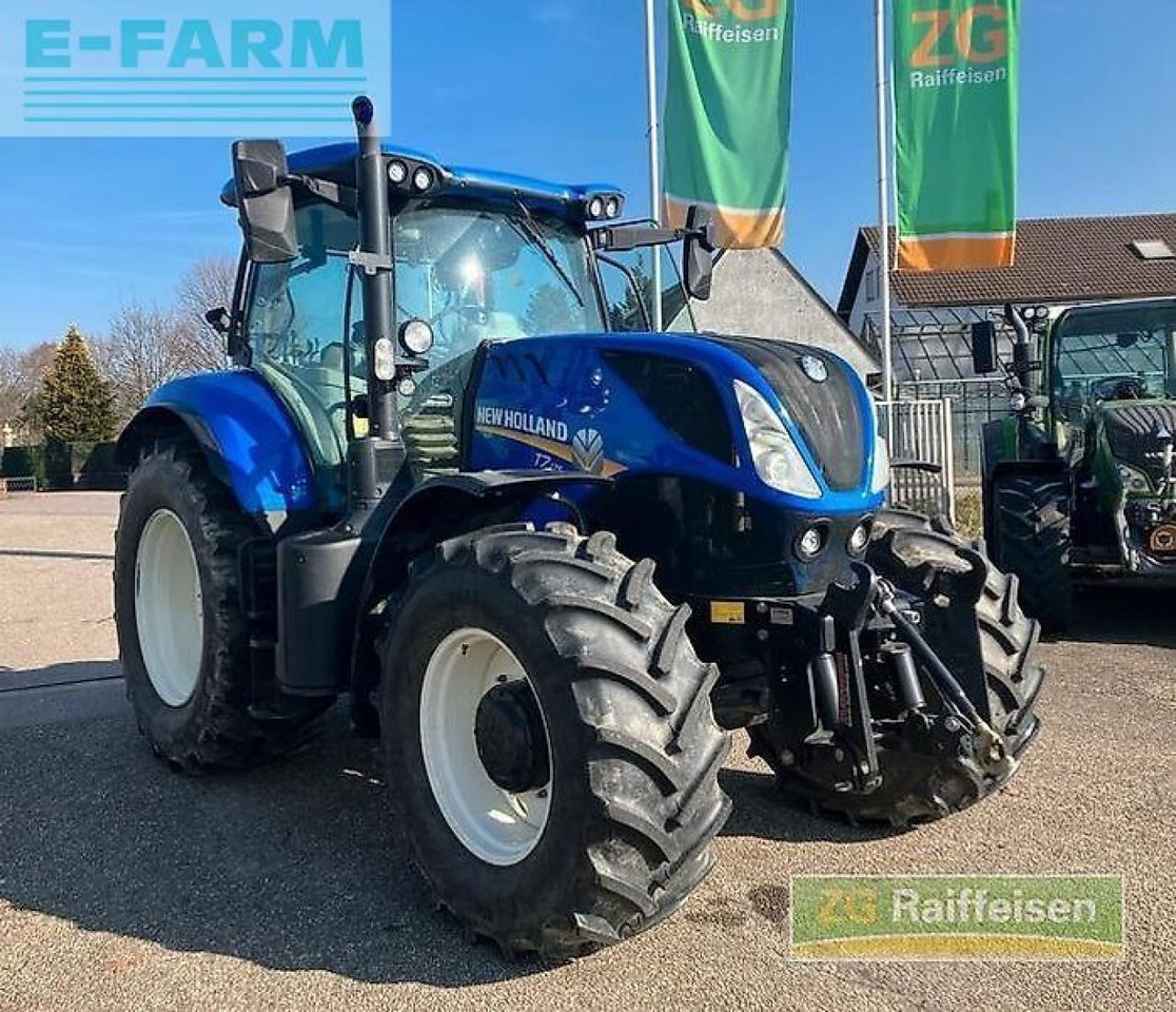 New Holland t7.175 - Traktor: slika New Holland t7.175 - Traktor New Holland t7.175 - Traktor: slika New Holland t7.175 - Traktor