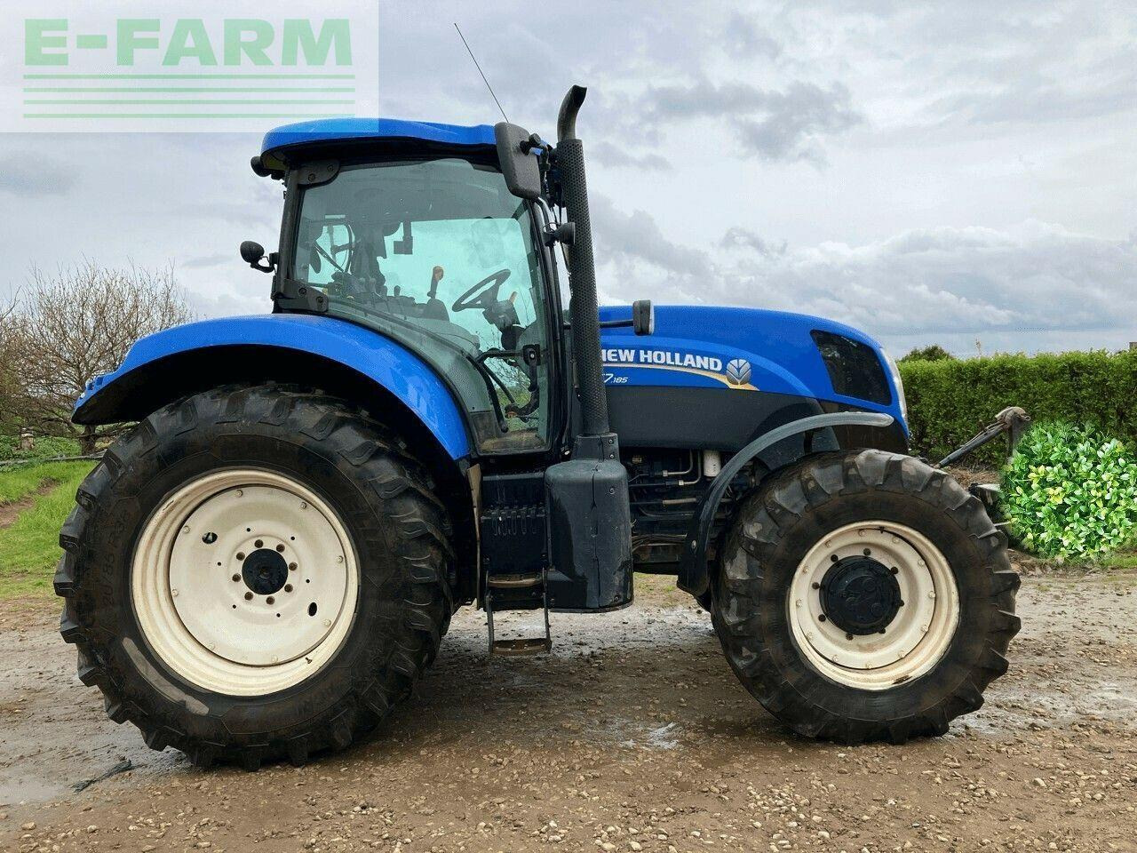 New Holland t7.185 - Traktor: slika New Holland t7.185 - Traktor New Holland t7.185 - Traktor: slika New Holland t7.185 - Traktor
