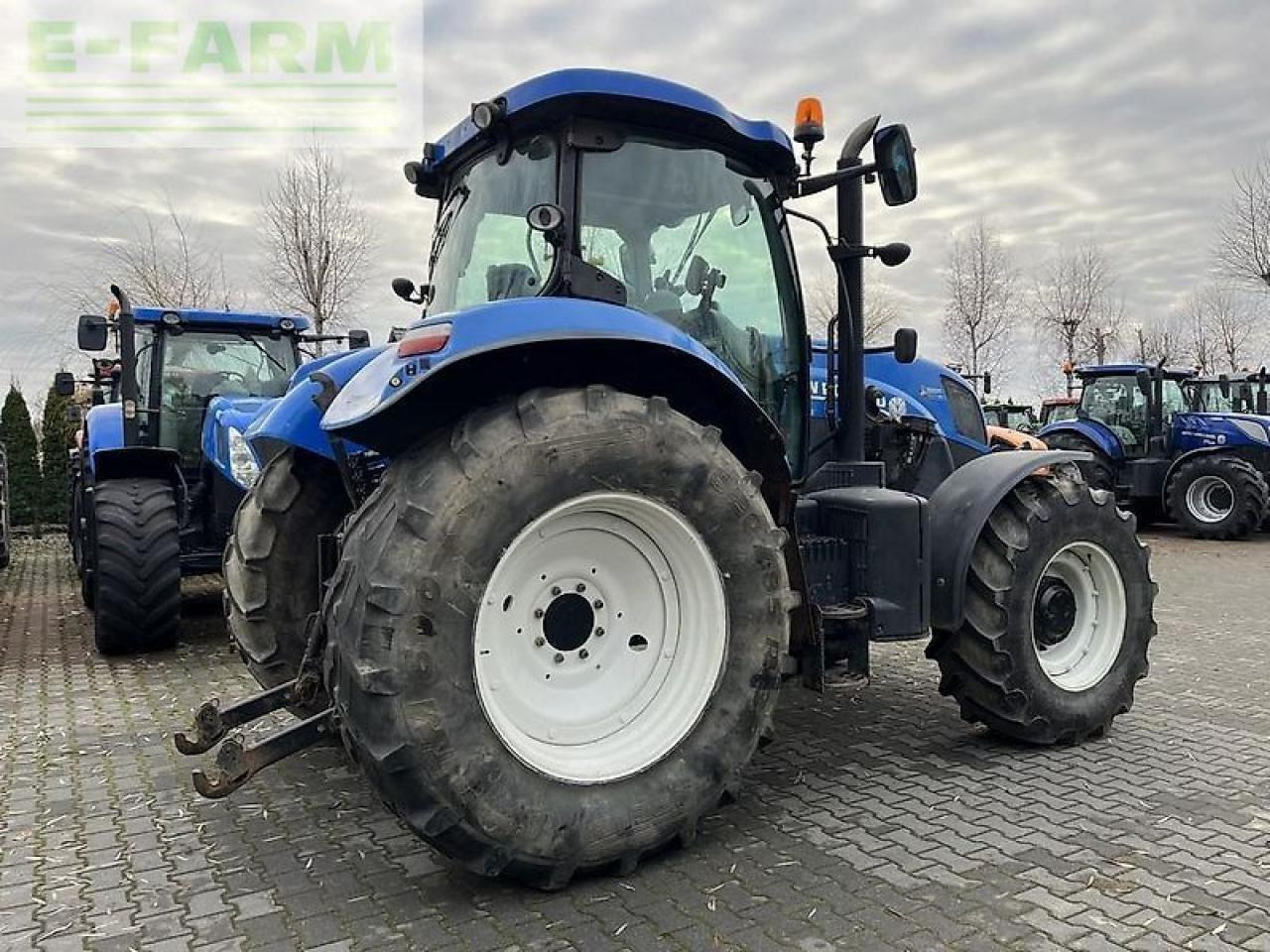 New Holland t7.185 power command - Traktor: slika New Holland t7.185 power command - Traktor New Holland t7.185 power command - Traktor: slika New Holland t7.185 power command - Traktor