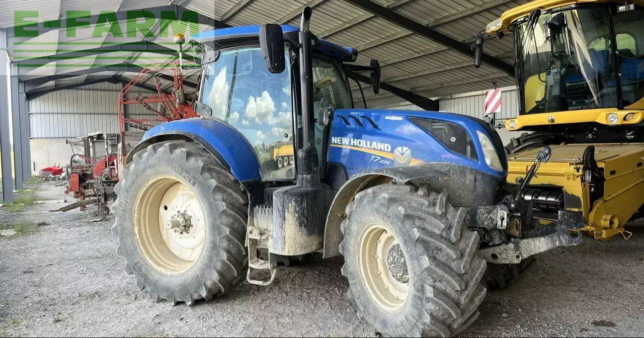 New Holland t7.225 ac n°1 - Traktor: slika New Holland t7.225 ac n°1 - Traktor New Holland t7.225 ac n°1 - Traktor: slika New Holland t7.225 ac n°1 - Traktor