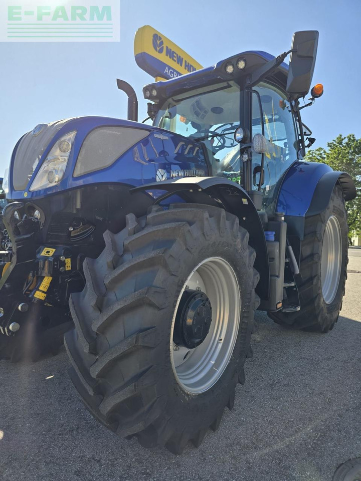 New Holland t7.225 auto command sidewinder ii (stage v) - Traktor: slika New Holland t7.225 auto command sidewinder ii (stage v) - Traktor New Holland t7.225 auto command sidewinder ii (stage v) - Traktor: slika New Holland t7.225 auto command sidewinder ii (stage v) - Traktor