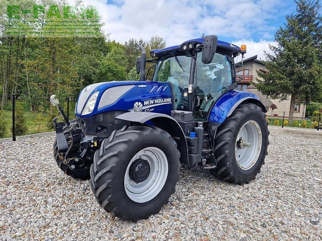 New Holland t7.225 autocommand blue power - Traktor: slika New Holland t7.225 autocommand blue power - Traktor New Holland t7.225 autocommand blue power - Traktor: slika New Holland t7.225 autocommand blue power - Traktor