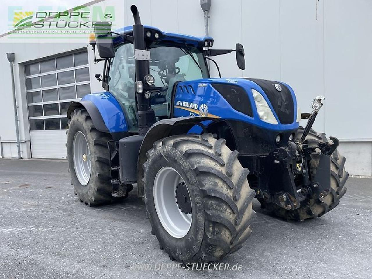 New Holland t7.230 - Traktor: slika New Holland t7.230 - Traktor New Holland t7.230 - Traktor: slika New Holland t7.230 - Traktor