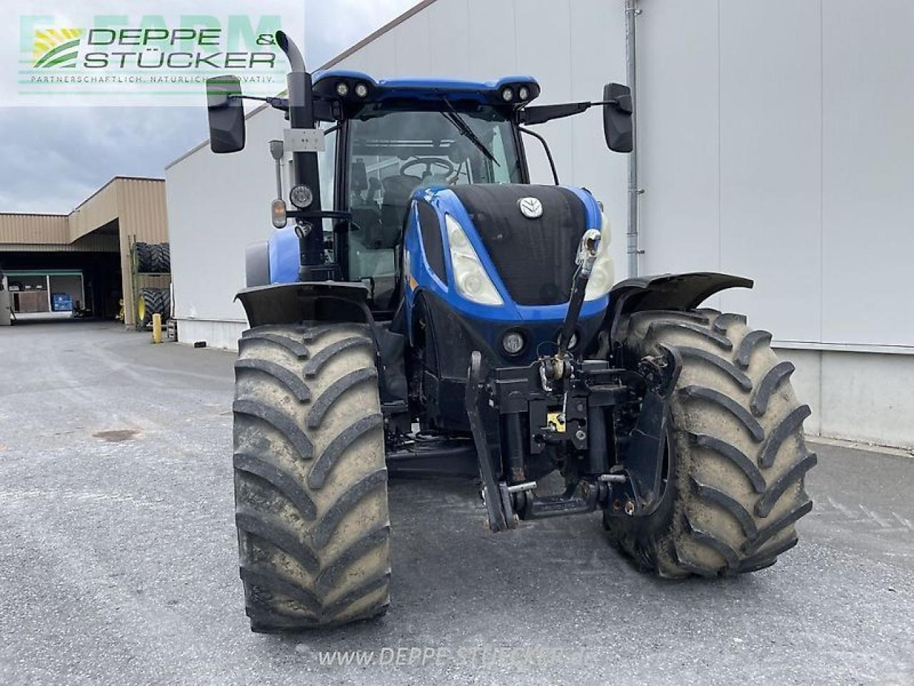 New Holland t7.230 - Traktor: slika New Holland t7.230 - Traktor New Holland t7.230 - Traktor: slika New Holland t7.230 - Traktor