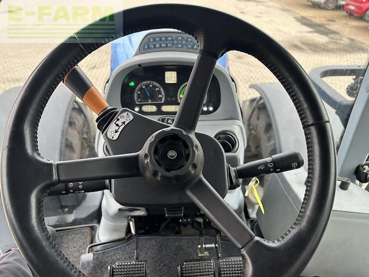 New Holland t7.230 - Traktor: slika New Holland t7.230 - Traktor New Holland t7.230 - Traktor: slika New Holland t7.230 - Traktor