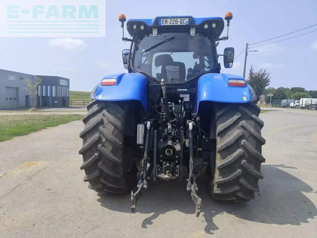 New Holland t7 230 ac - Traktor: slika New Holland t7 230 ac - Traktor New Holland t7 230 ac - Traktor: slika New Holland t7 230 ac - Traktor