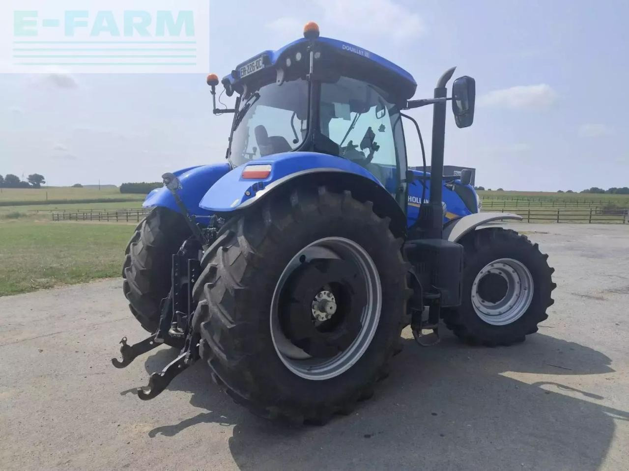 New Holland t7 230 ac - Traktor: slika New Holland t7 230 ac - Traktor New Holland t7 230 ac - Traktor: slika New Holland t7 230 ac - Traktor