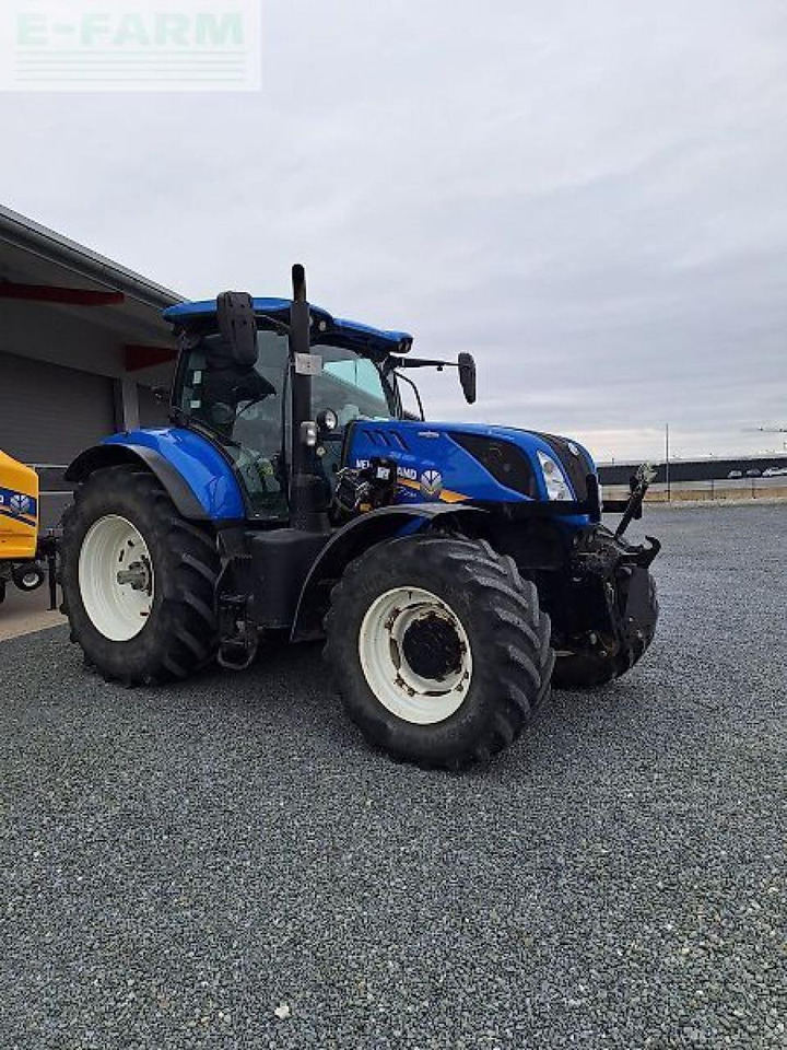 New Holland t7.230 ac - Traktor: slika New Holland t7.230 ac - Traktor New Holland t7.230 ac - Traktor: slika New Holland t7.230 ac - Traktor