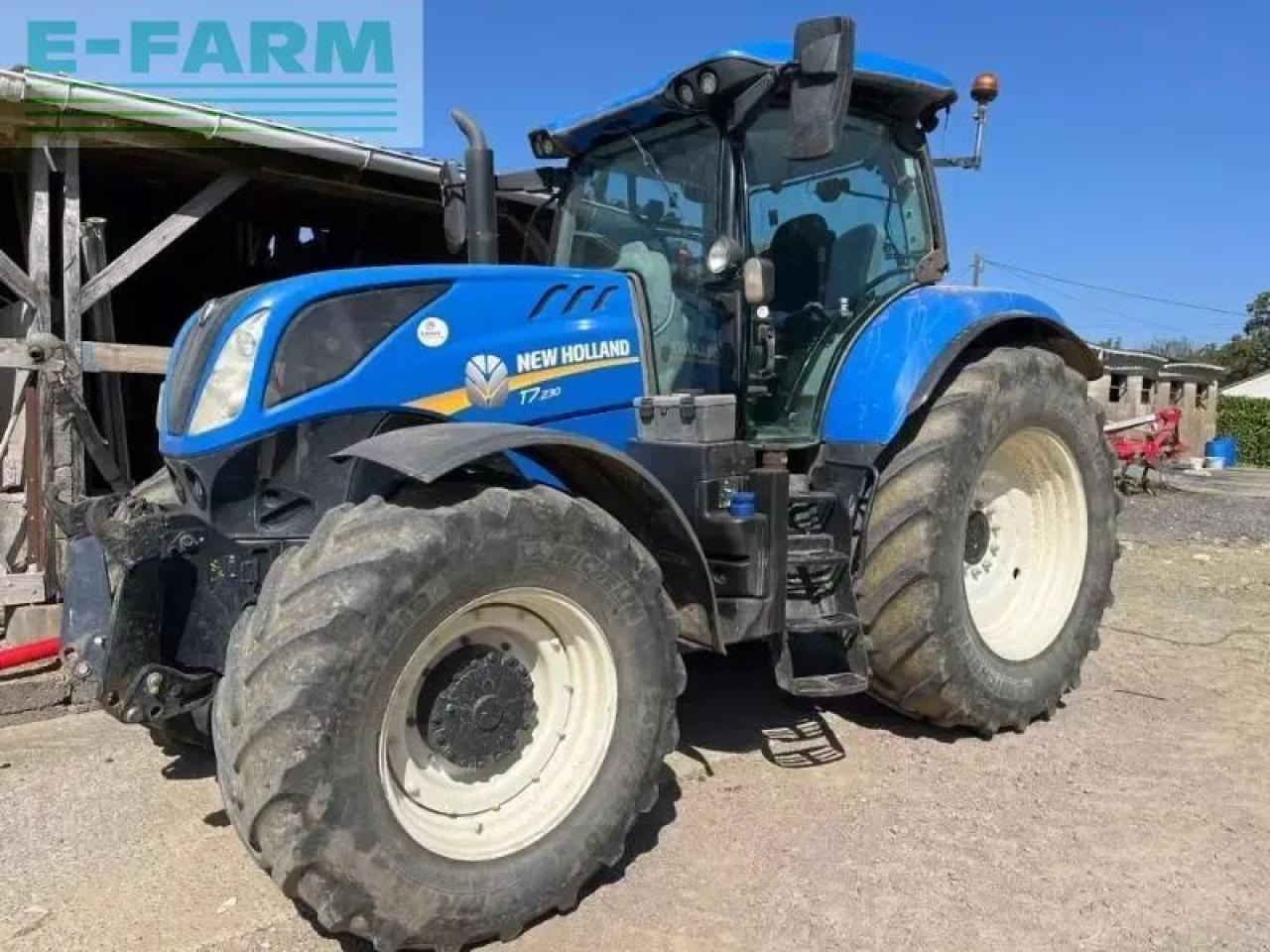 New Holland t7-230pc - Traktor: slika New Holland t7-230pc - Traktor New Holland t7-230pc - Traktor: slika New Holland t7-230pc - Traktor