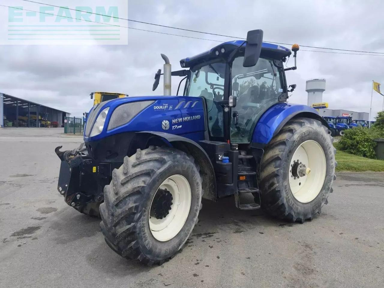 New Holland t7 245 ac - Traktor: slika New Holland t7 245 ac - Traktor New Holland t7 245 ac - Traktor: slika New Holland t7 245 ac - Traktor