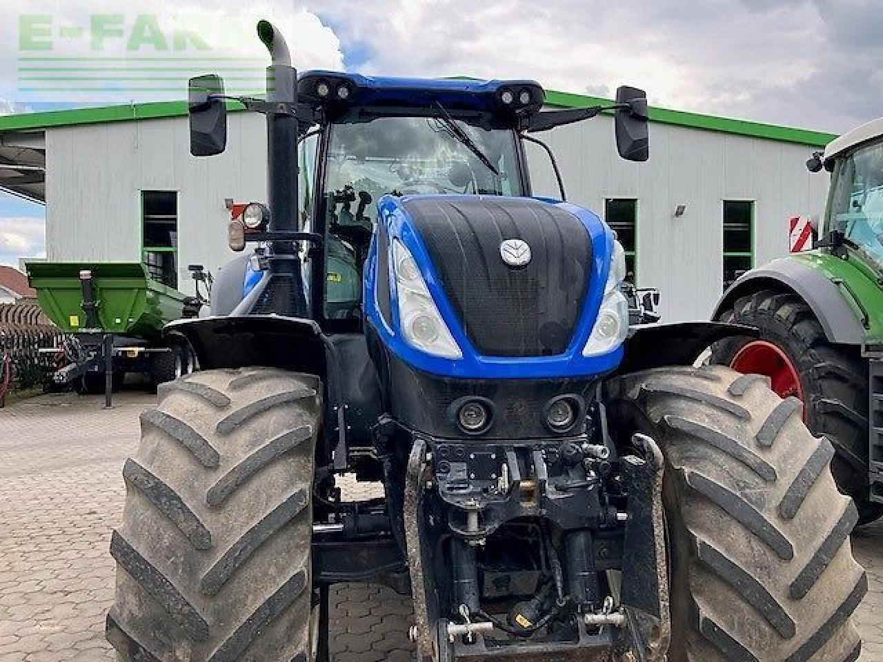 New Holland t7.250 - Traktor: slika New Holland t7.250 - Traktor New Holland t7.250 - Traktor: slika New Holland t7.250 - Traktor