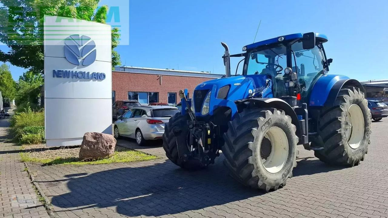 New Holland t7.250 ac - Traktor: slika New Holland t7.250 ac - Traktor New Holland t7.250 ac - Traktor: slika New Holland t7.250 ac - Traktor