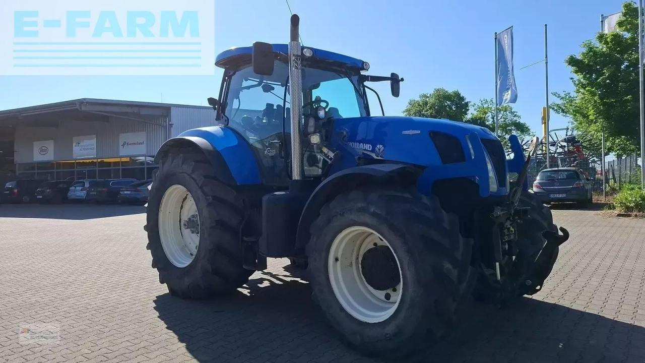 New Holland t7.250 ac - Traktor: slika New Holland t7.250 ac - Traktor New Holland t7.250 ac - Traktor: slika New Holland t7.250 ac - Traktor
