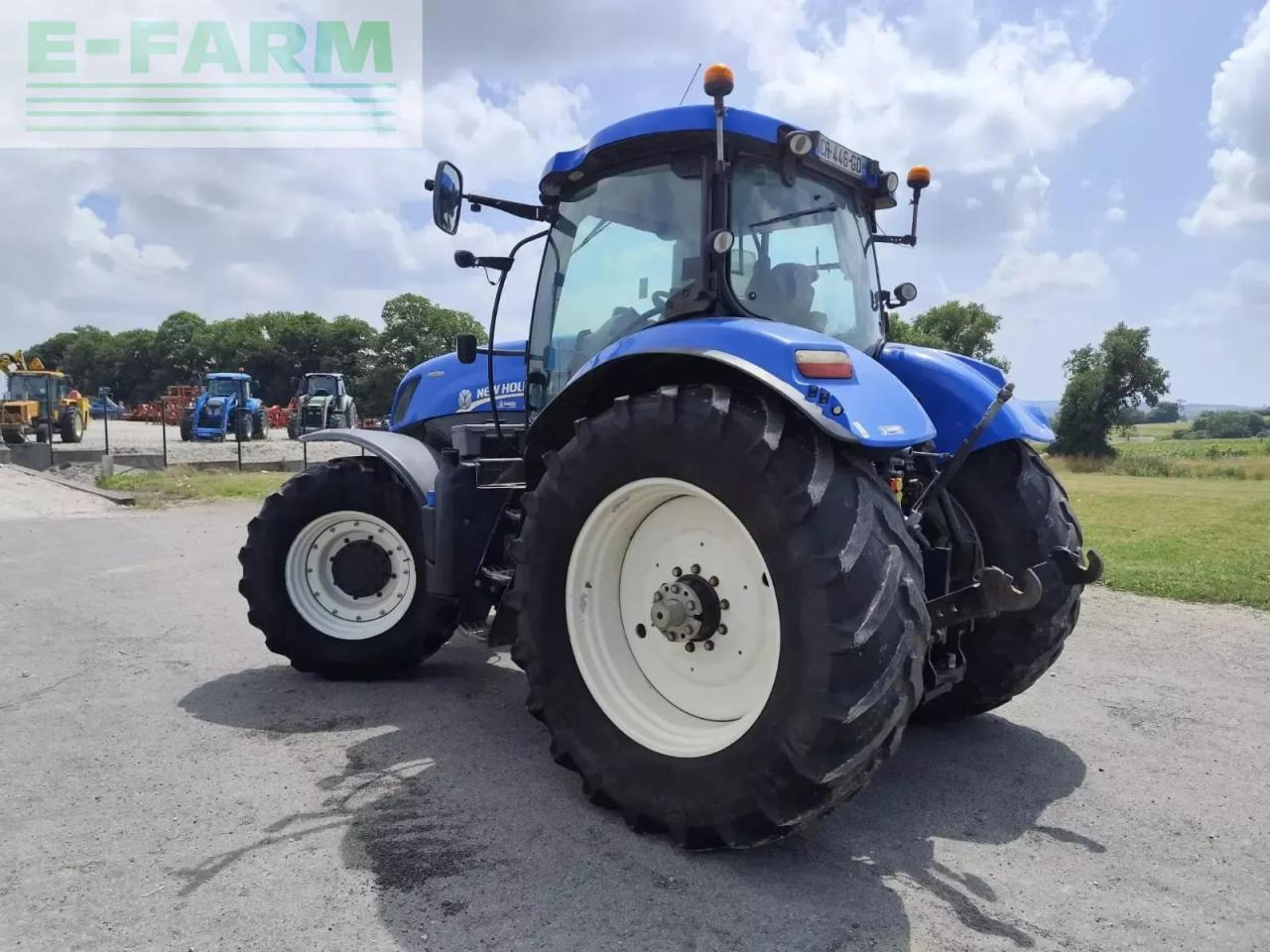 New Holland t7.250ac - Traktor: slika New Holland t7.250ac - Traktor New Holland t7.250ac - Traktor: slika New Holland t7.250ac - Traktor