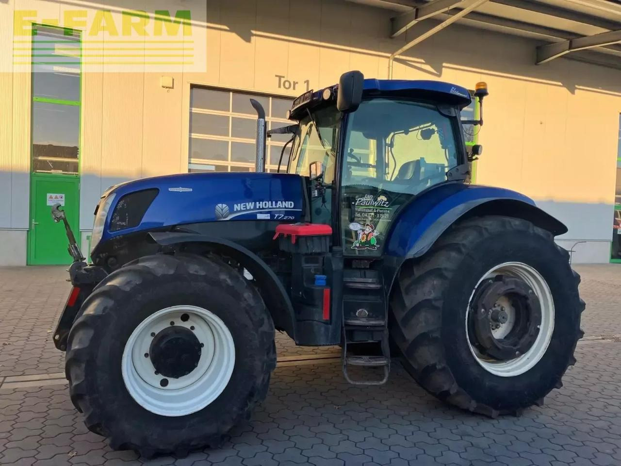 New Holland t7.270 auto command - Traktor: slika New Holland t7.270 auto command - Traktor New Holland t7.270 auto command - Traktor: slika New Holland t7.270 auto command - Traktor
