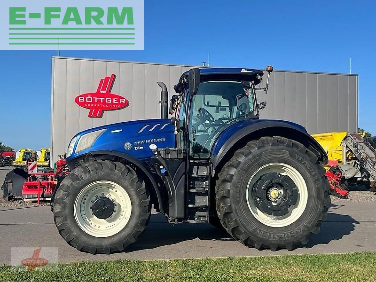 New Holland t7.315 - Traktor: slika New Holland t7.315 - Traktor New Holland t7.315 - Traktor: slika New Holland t7.315 - Traktor