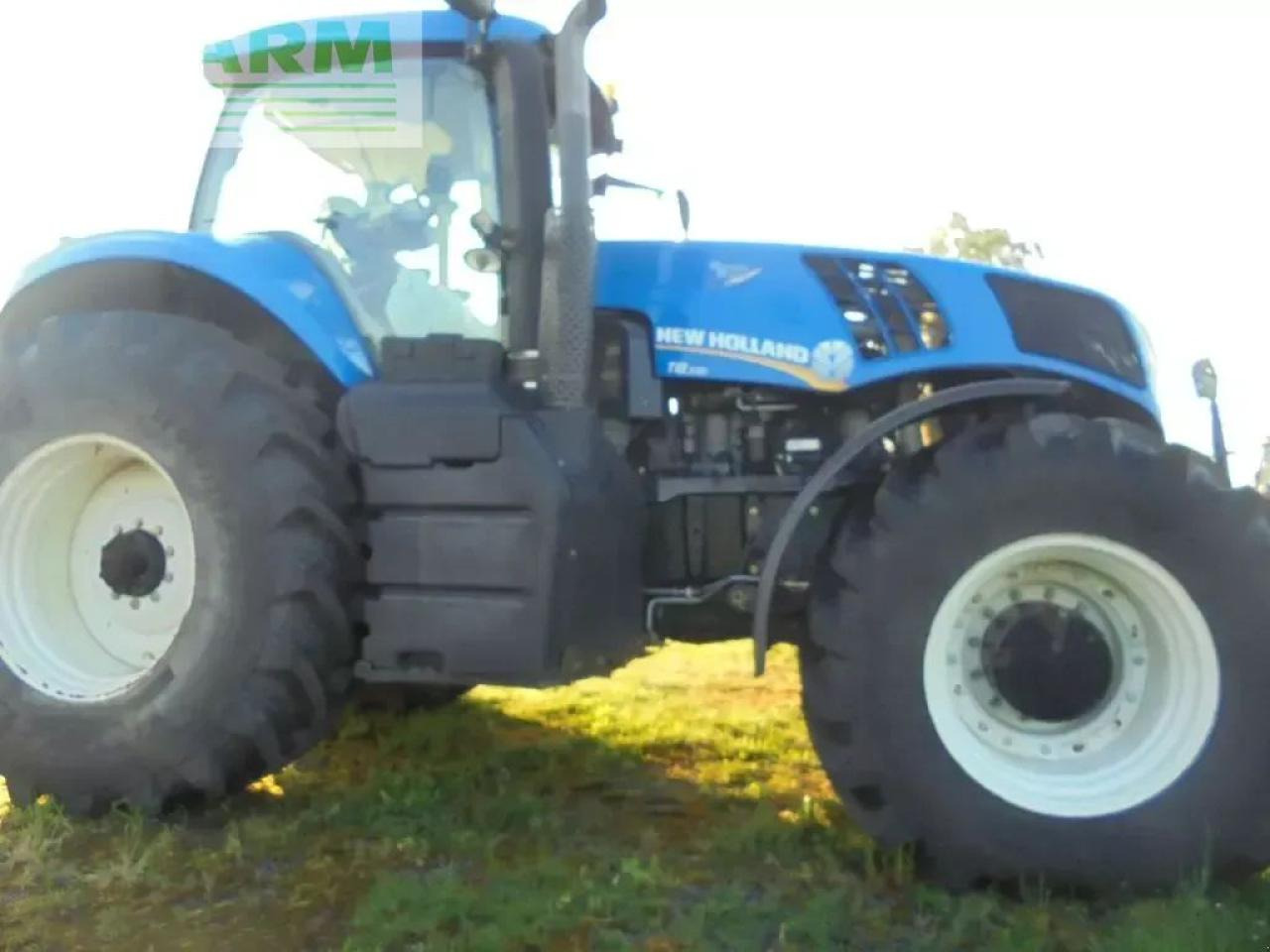 New Holland t8.330 - Traktor: slika New Holland t8.330 - Traktor New Holland t8.330 - Traktor: slika New Holland t8.330 - Traktor