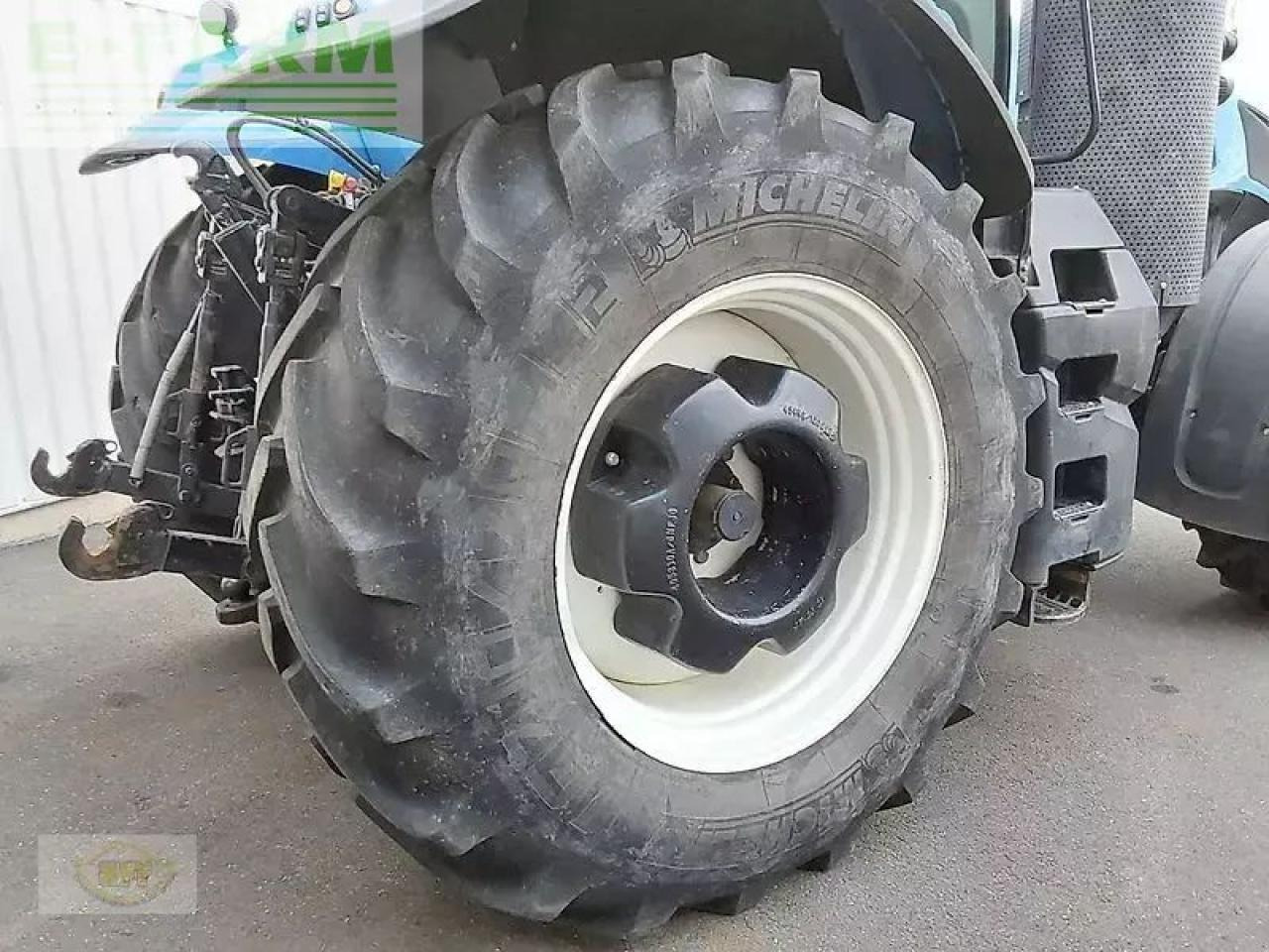 New Holland t8.410 uc UC - Traktor: slika New Holland t8.410 uc UC - Traktor New Holland t8.410 uc UC - Traktor: slika New Holland t8.410 uc UC - Traktor