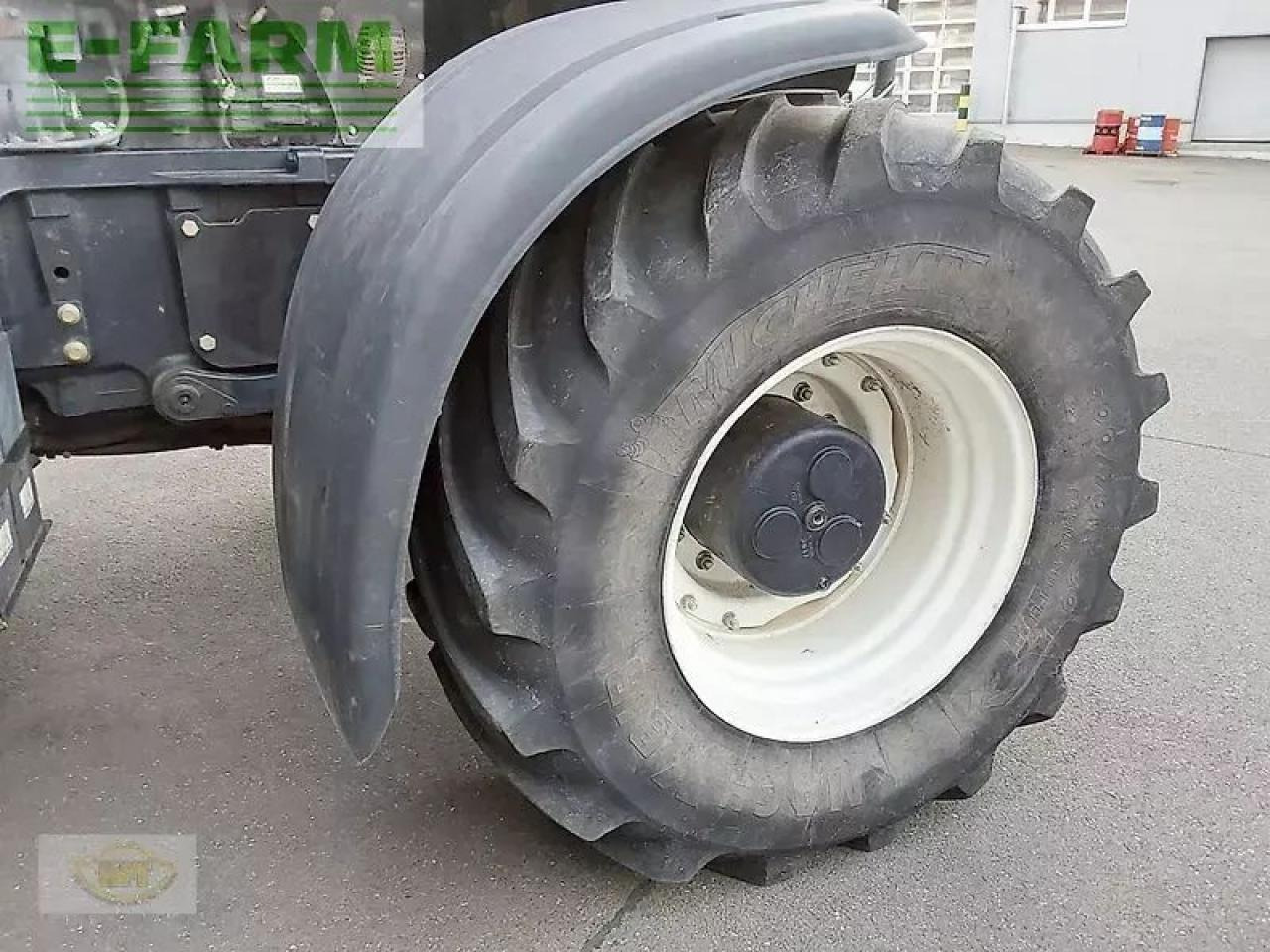 New Holland t8.410 uc UC - Traktor: slika New Holland t8.410 uc UC - Traktor New Holland t8.410 uc UC - Traktor: slika New Holland t8.410 uc UC - Traktor
