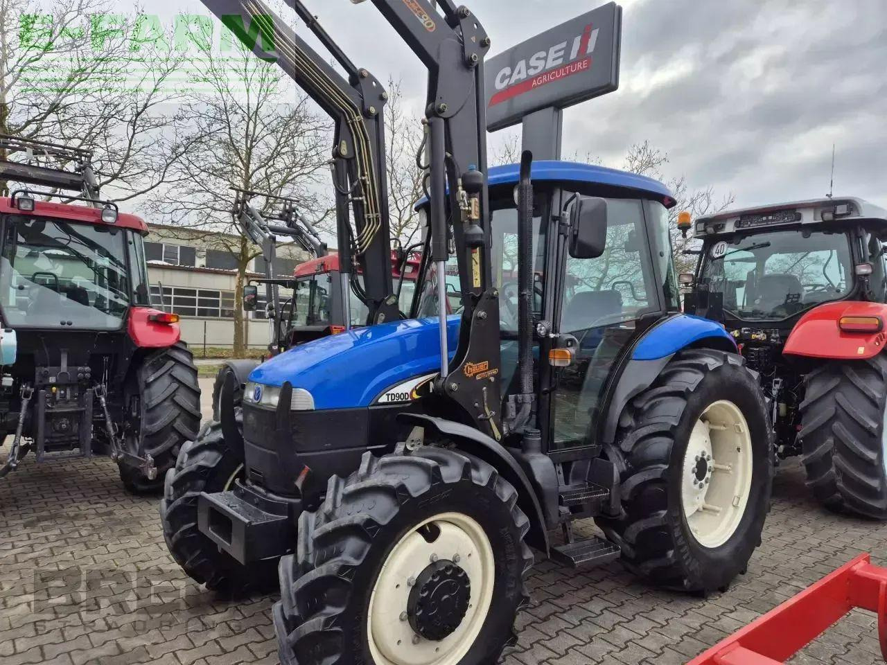 New Holland td 90 d allrad D - Traktor: slika New Holland td 90 d allrad D - Traktor New Holland td 90 d allrad D - Traktor: slika New Holland td 90 d allrad D - Traktor