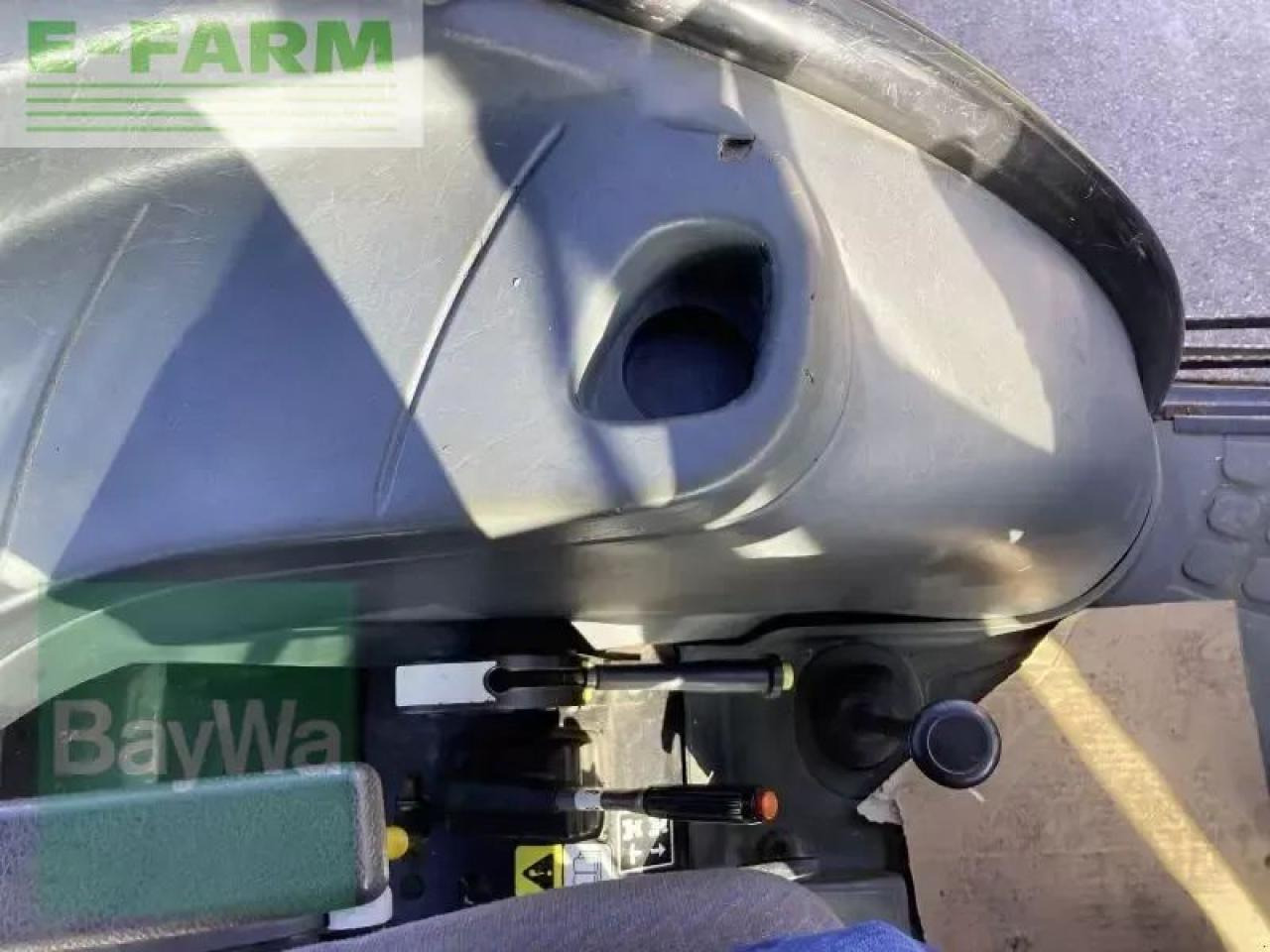 Traktor New Holland td 95 d D: slika Traktor New Holland td 95 d D