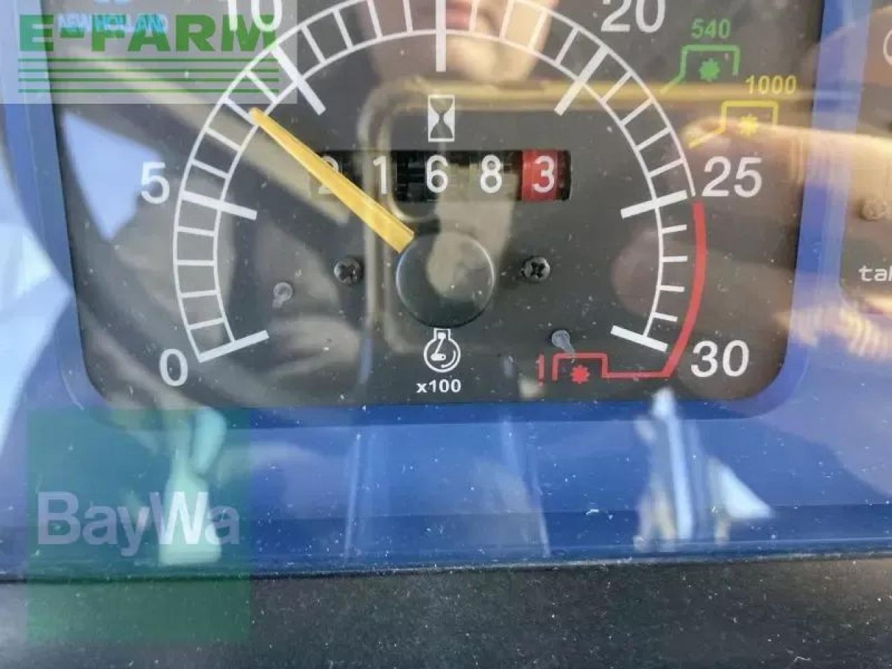 Traktor New Holland td 95 d D: slika Traktor New Holland td 95 d D