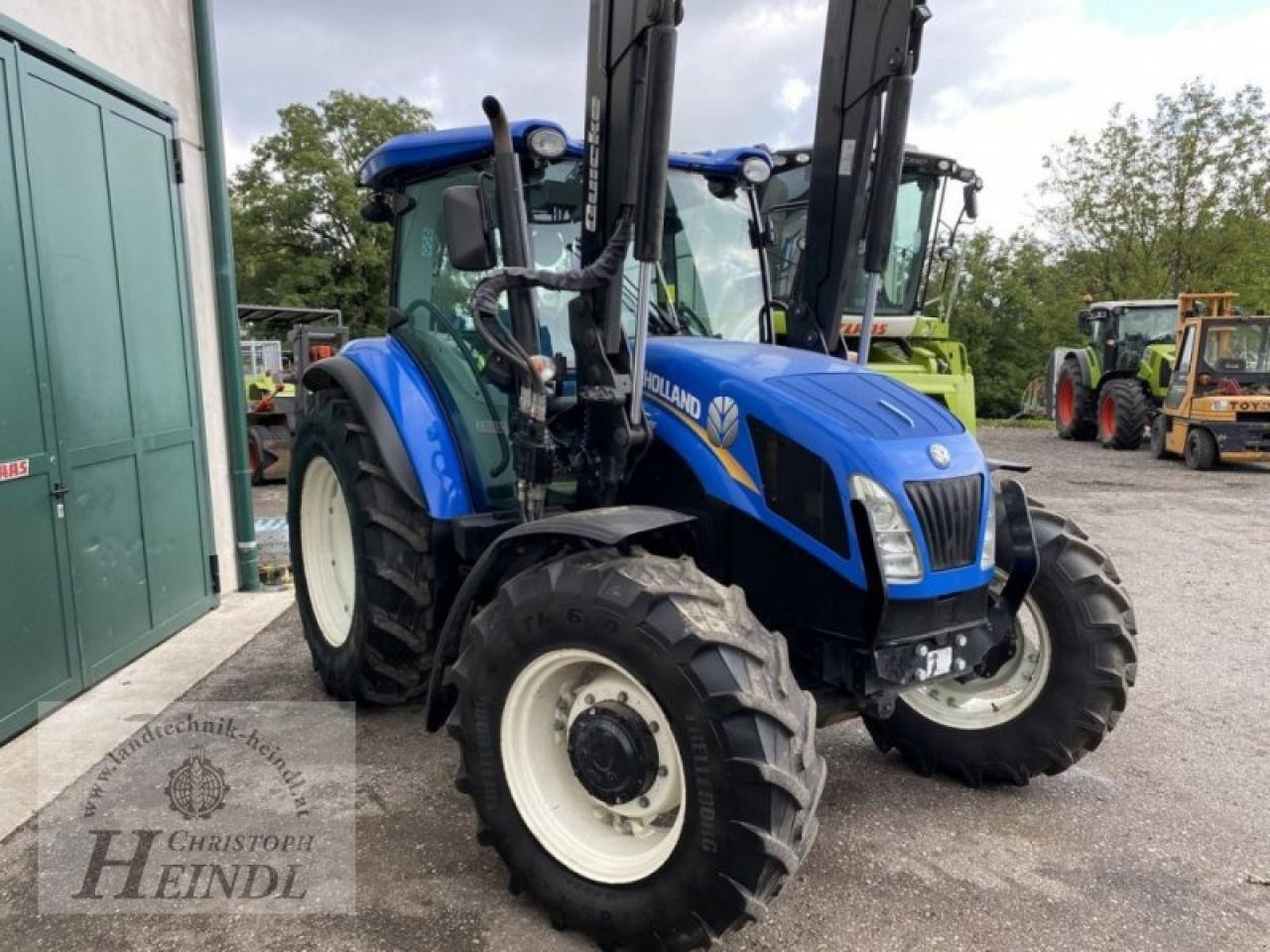 New Holland td5.85 - Traktor: slika New Holland td5.85 - Traktor New Holland td5.85 - Traktor: slika New Holland td5.85 - Traktor