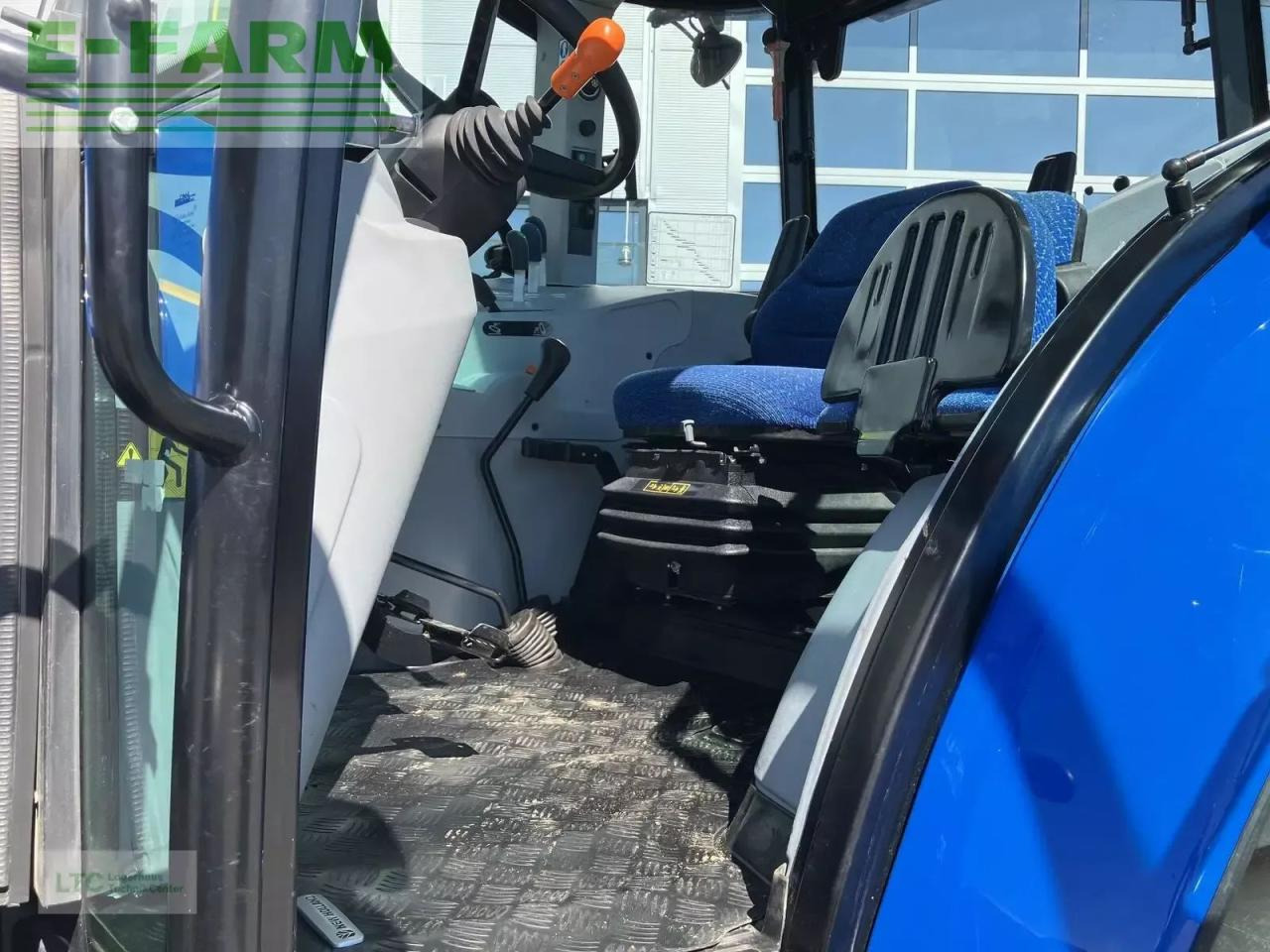 New Holland td5.85 - Traktor: slika New Holland td5.85 - Traktor New Holland td5.85 - Traktor: slika New Holland td5.85 - Traktor