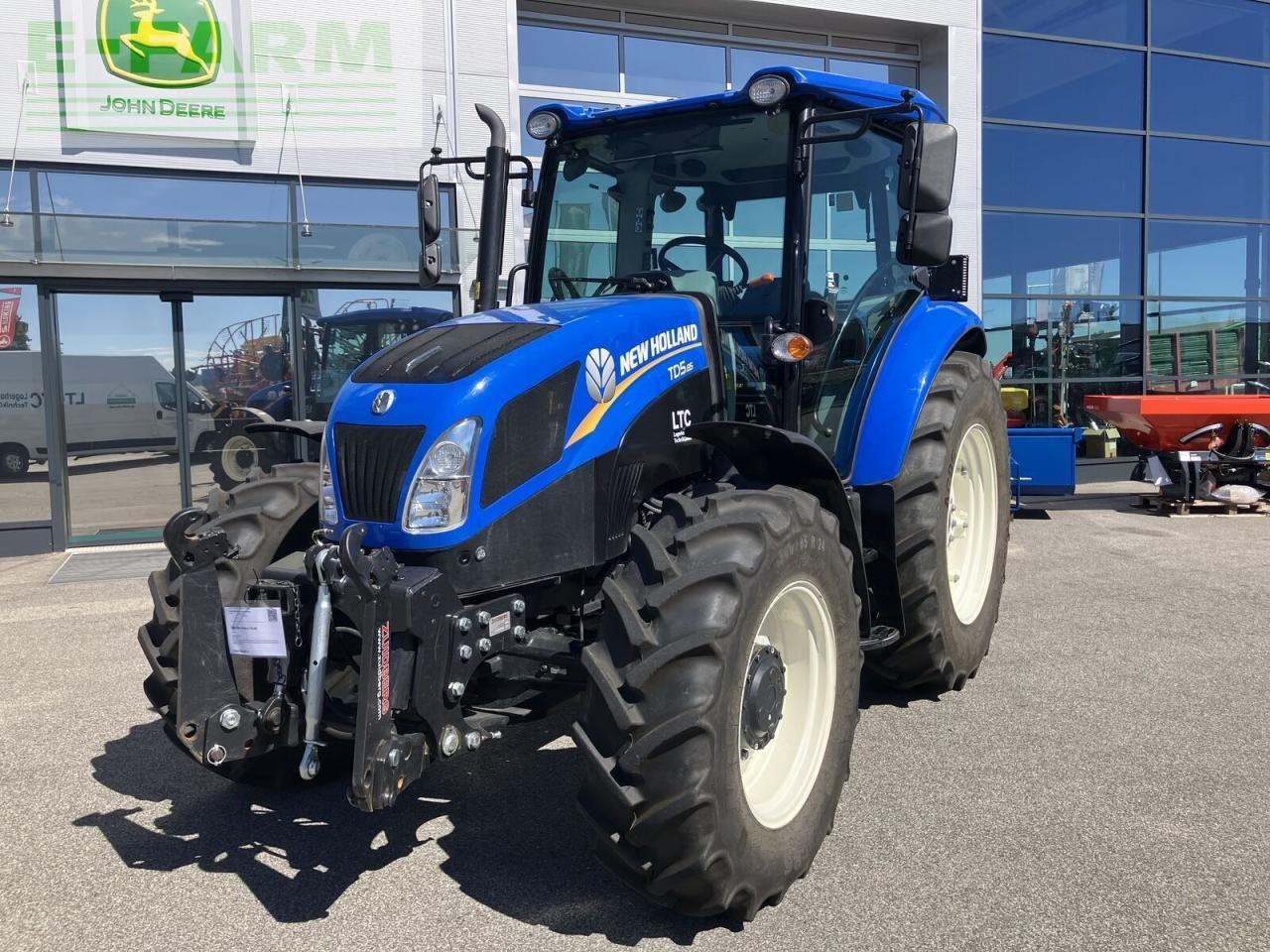New Holland td5.85 - Traktor: slika New Holland td5.85 - Traktor New Holland td5.85 - Traktor: slika New Holland td5.85 - Traktor