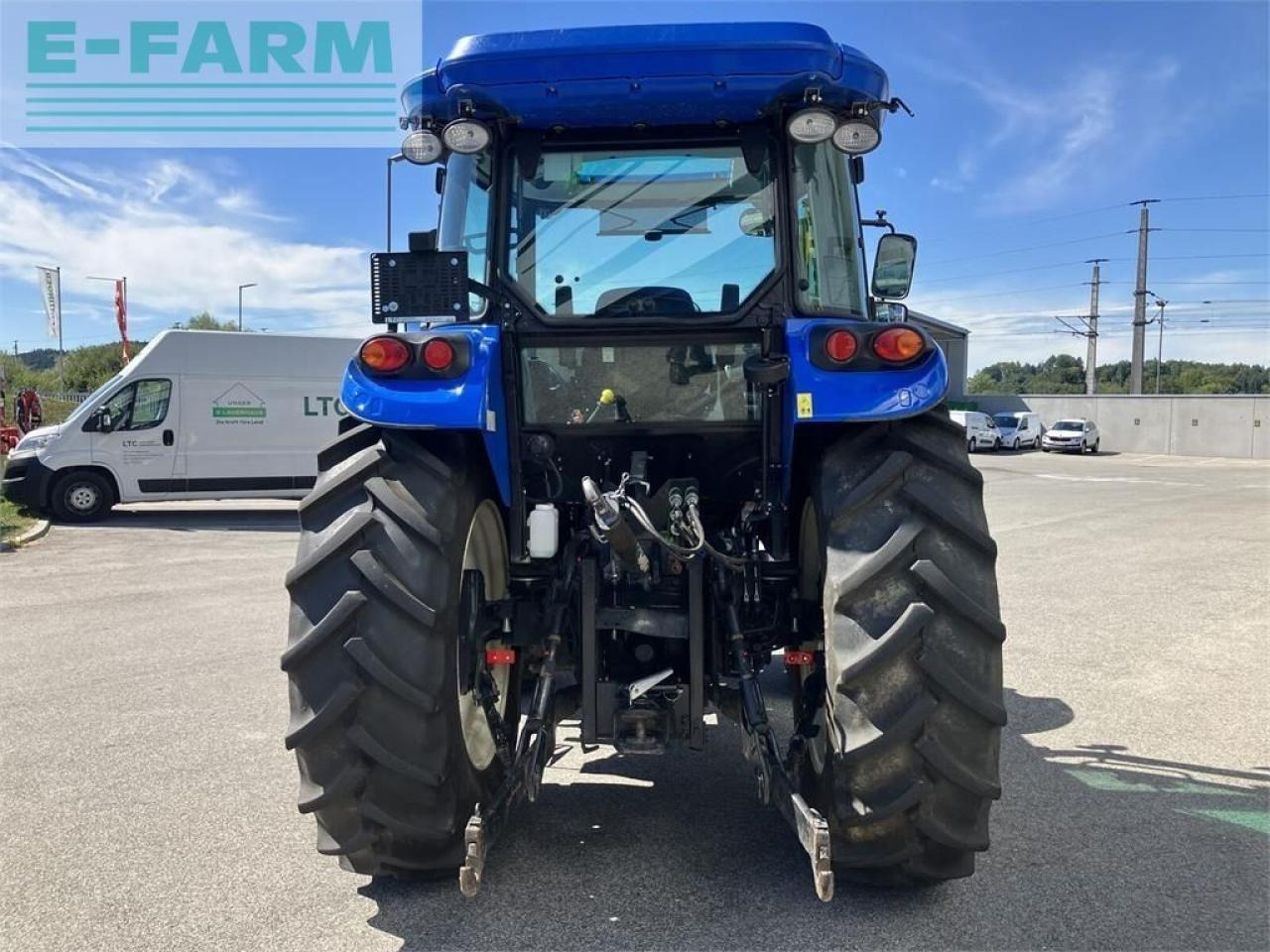 Traktor New Holland td5.85: slika Traktor New Holland td5.85
