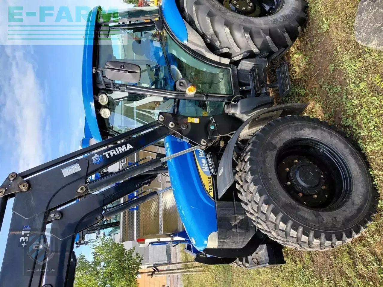 New Holland td5040 - Traktor: slika New Holland td5040 - Traktor New Holland td5040 - Traktor: slika New Holland td5040 - Traktor