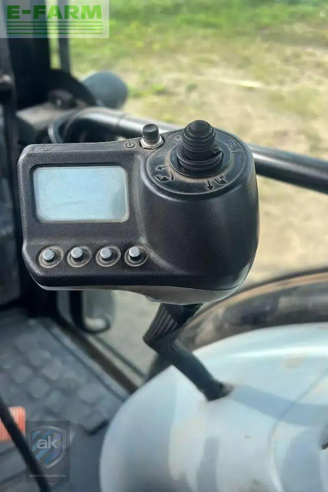 New Holland td5040 - Traktor: slika New Holland td5040 - Traktor New Holland td5040 - Traktor: slika New Holland td5040 - Traktor