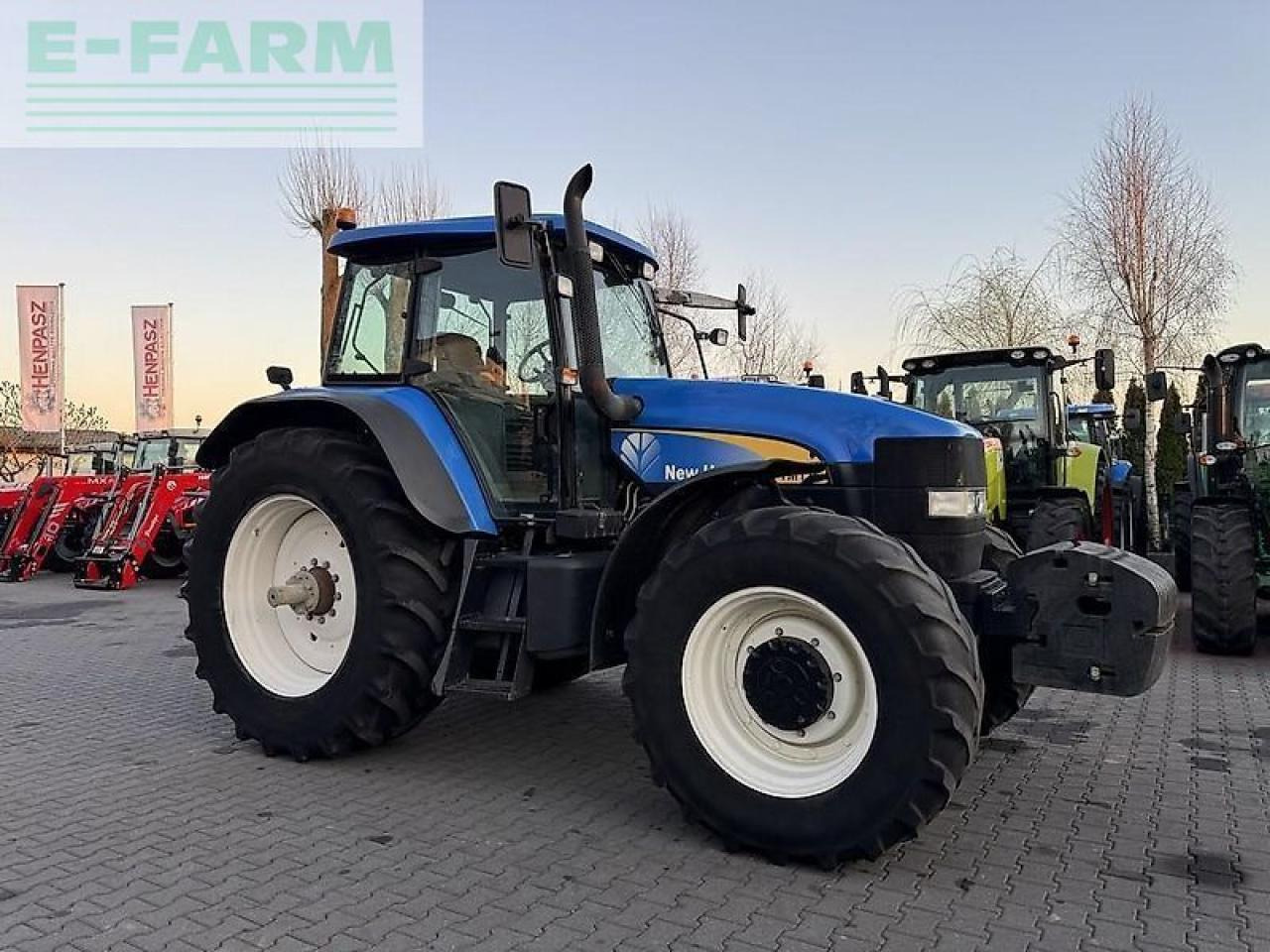 New Holland tm175 powercommand - Traktor: slika New Holland tm175 powercommand - Traktor New Holland tm175 powercommand - Traktor: slika New Holland tm175 powercommand - Traktor
