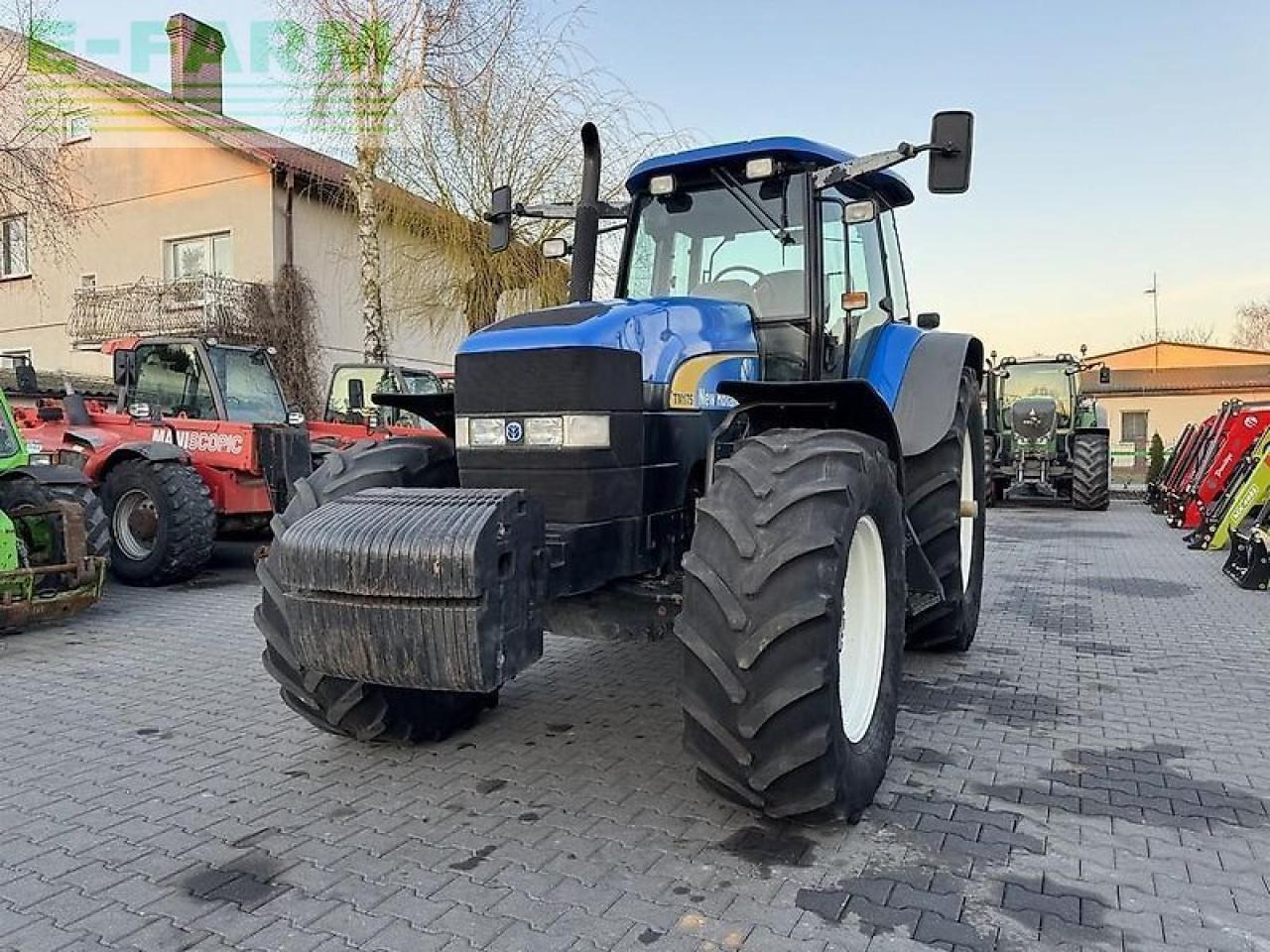 New Holland tm175 powercommand - Traktor: slika New Holland tm175 powercommand - Traktor New Holland tm175 powercommand - Traktor: slika New Holland tm175 powercommand - Traktor