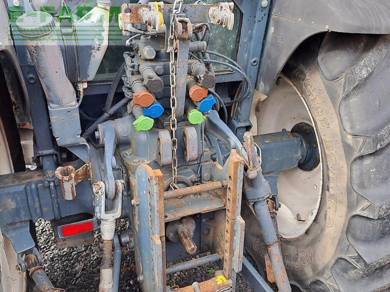 New Holland tn 75 s S - Traktor: slika New Holland tn 75 s S - Traktor New Holland tn 75 s S - Traktor: slika New Holland tn 75 s S - Traktor