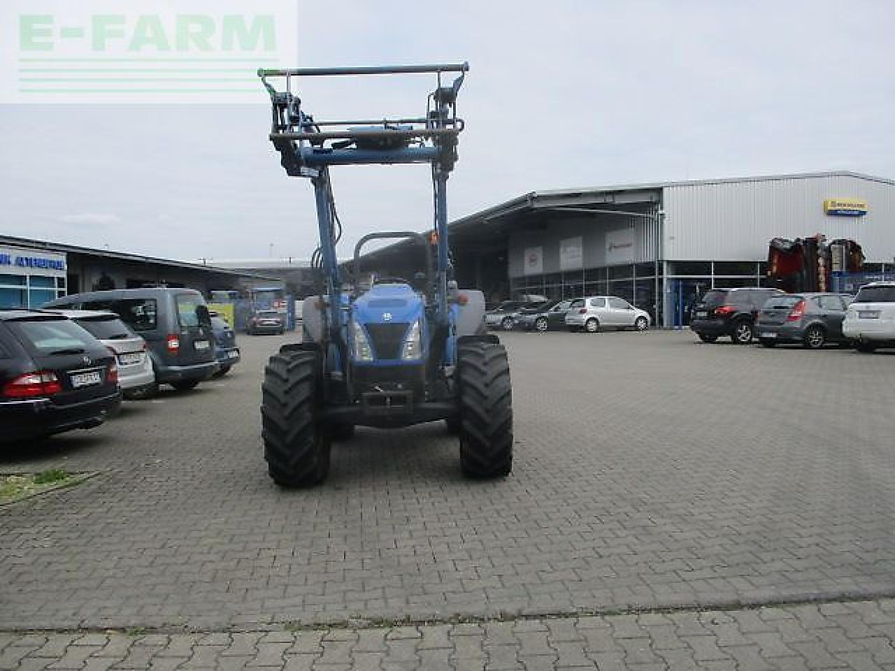 New Holland tn70 a niedrige bauhöhe - Traktor: slika New Holland tn70 a niedrige bauhöhe - Traktor New Holland tn70 a niedrige bauhöhe - Traktor: slika New Holland tn70 a niedrige bauhöhe - Traktor