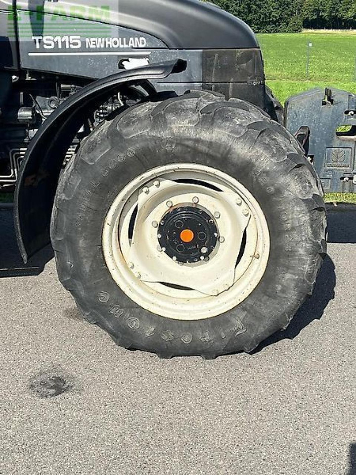 Traktor New Holland ts 115: slika Traktor New Holland ts 115
