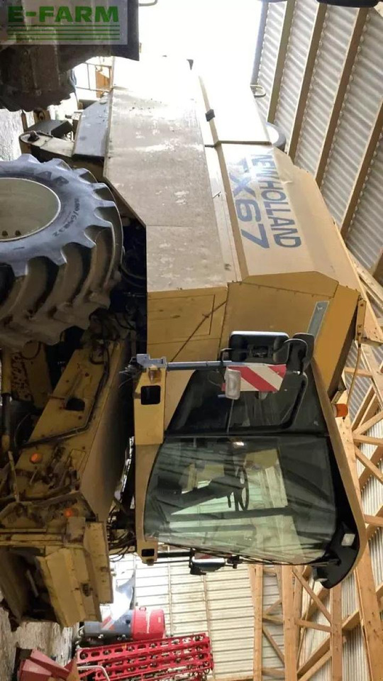 New Holland tx 67 - Kombajn za žetvu: slika New Holland tx 67 - Kombajn za žetvu New Holland tx 67 - Kombajn za žetvu: slika New Holland tx 67 - Kombajn za žetvu