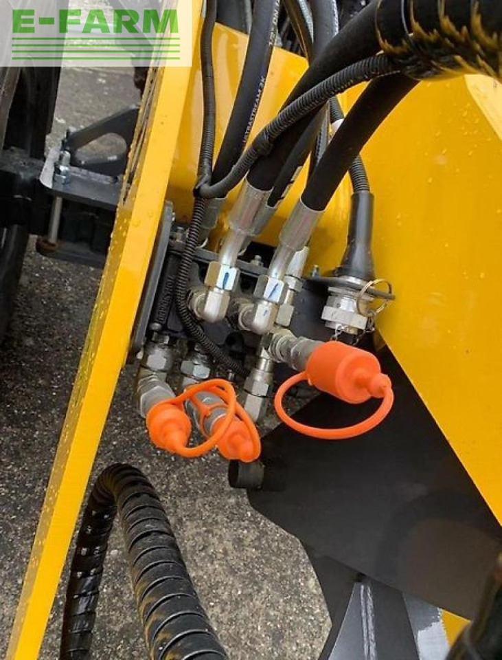 New Holland w50c - Mini bager: slika New Holland w50c - Mini bager New Holland w50c - Mini bager: slika New Holland w50c - Mini bager