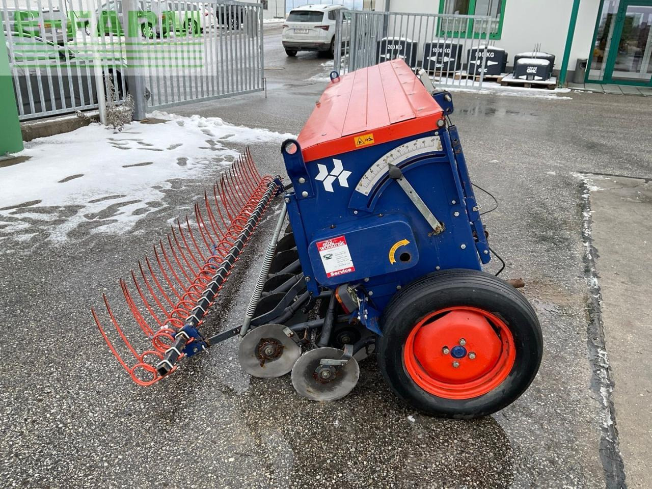 Nordsten NS 1000 - Sijačica: slika Nordsten NS 1000 - Sijačica Nordsten NS 1000 - Sijačica: slika Nordsten NS 1000 - Sijačica