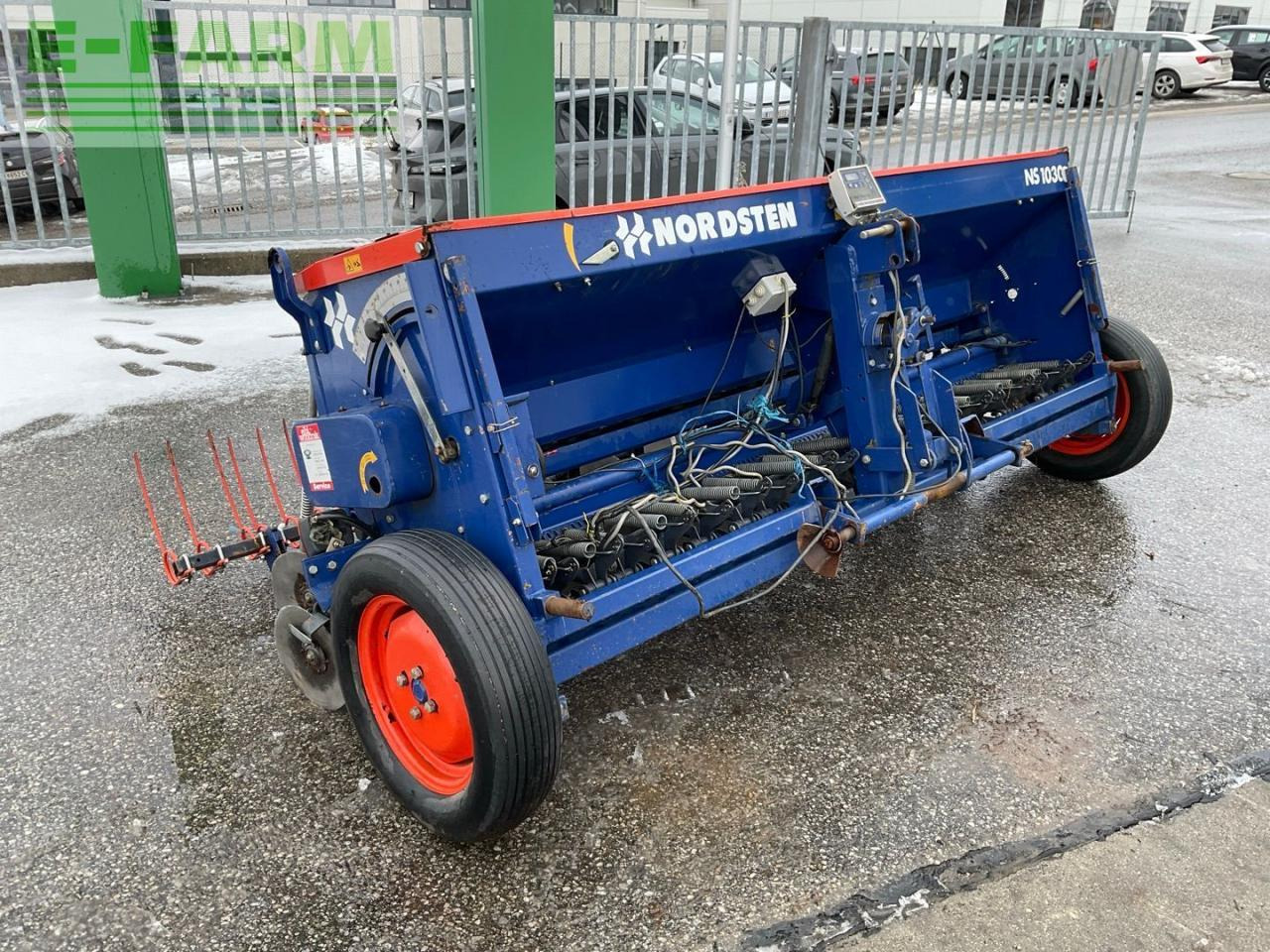 Nordsten NS 1000 - Sijačica: slika Nordsten NS 1000 - Sijačica Nordsten NS 1000 - Sijačica: slika Nordsten NS 1000 - Sijačica