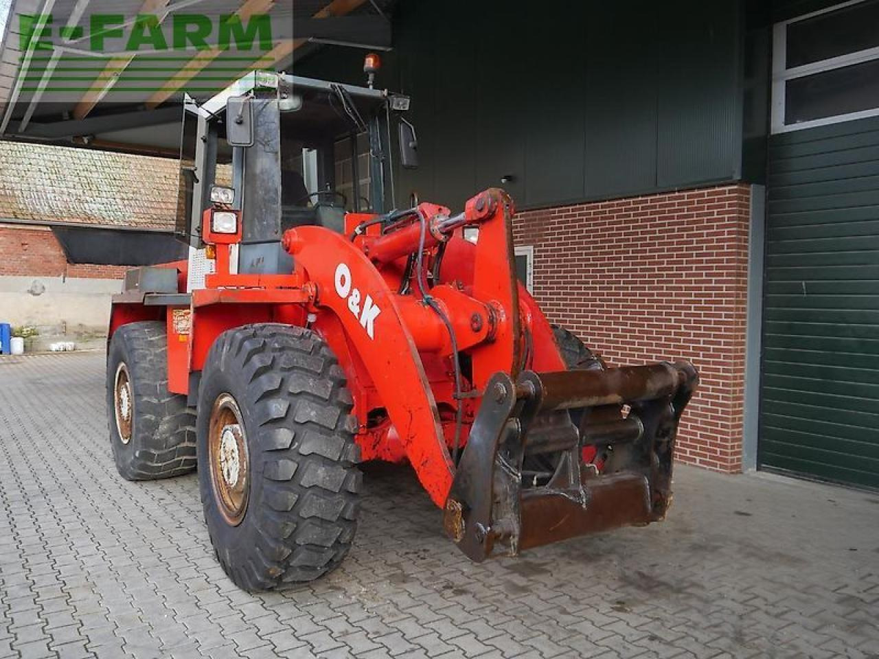 O&K l20 - Mini bager: slika O&K l20 - Mini bager O&K l20 - Mini bager: slika O&K l20 - Mini bager