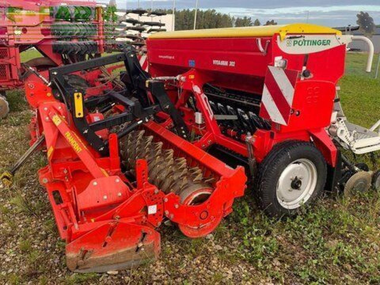 Pöttinger pöttinger vitasem 302 + fradent kreiselegge r303 - Sijačica: slika Pöttinger pöttinger vitasem 302 + fradent kreiselegge r303 - Sijačica Pöttinger pöttinger vitasem 302 + fradent kreiselegge r303 - Sijačica: slika Pöttinger pöttinger vitasem 302 + fradent kreiselegge r303 - Sijačica